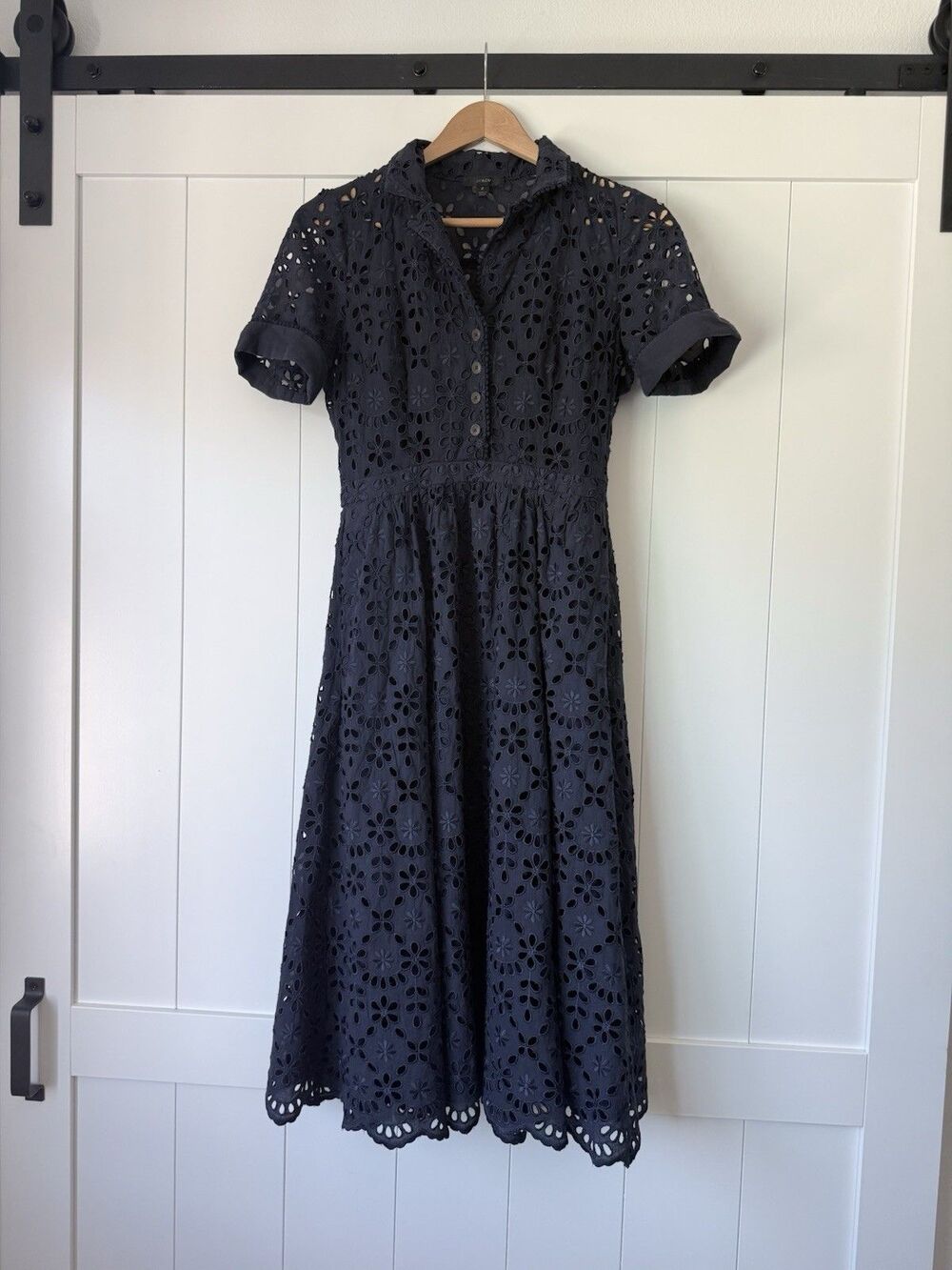 J Crew Embroidered Eyelet Navy Midi Dress Sz 2 1940s Retro Pockets Lucy Pinup - Picture 2 of 16